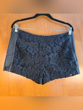 Trina Turk Size 10 St. Leather Black Lace Shorts